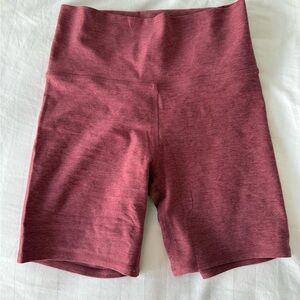 Vuori Women's High-Rise Mauve Bike Shorts